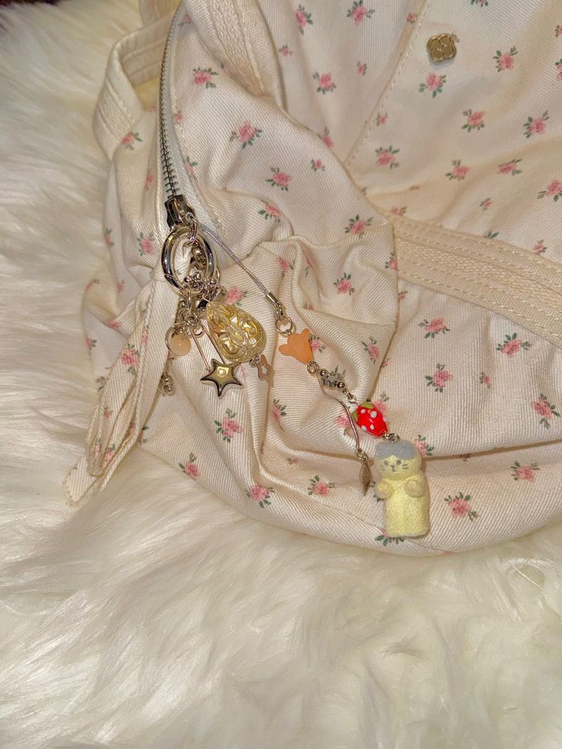 Oriental melon keychain