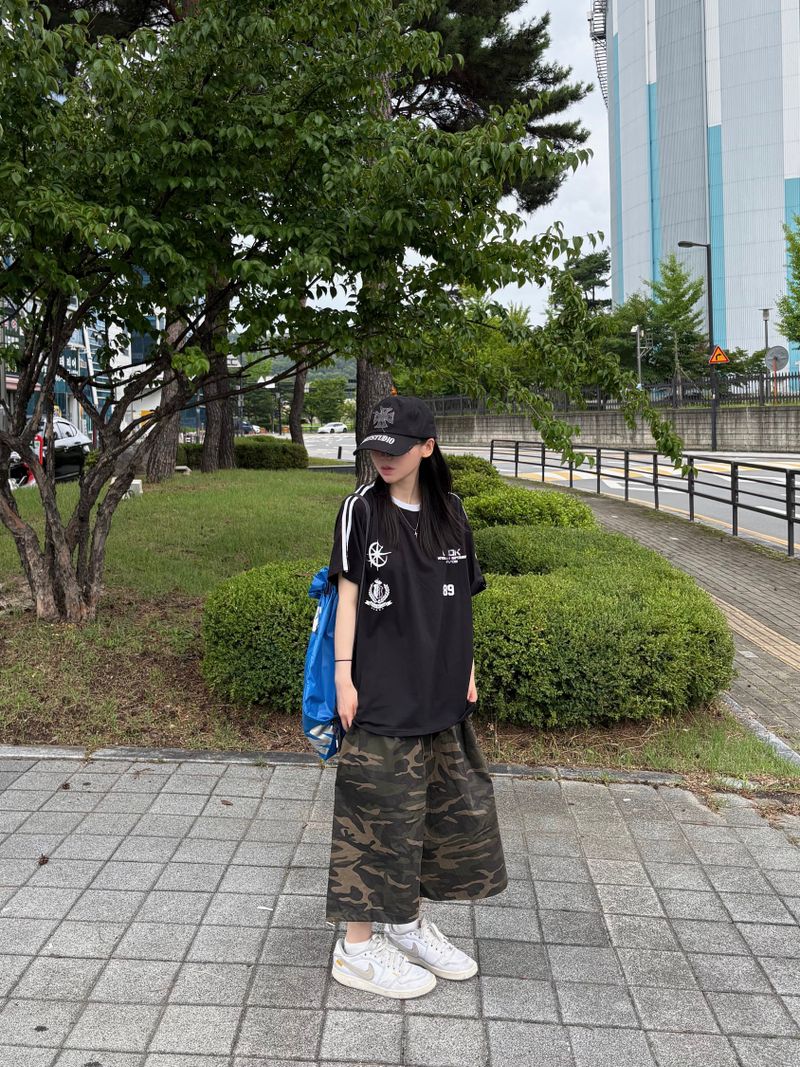 hip patch camo bermuda pants