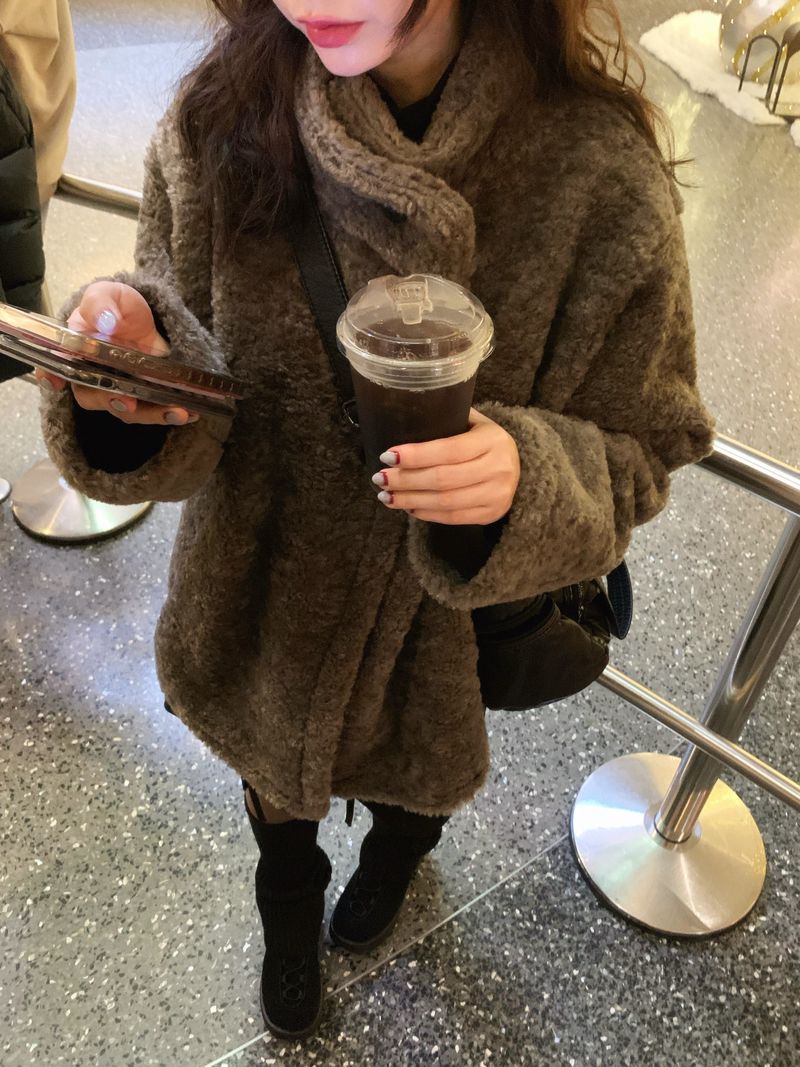 Gumi Suede Fur Coat (4c)