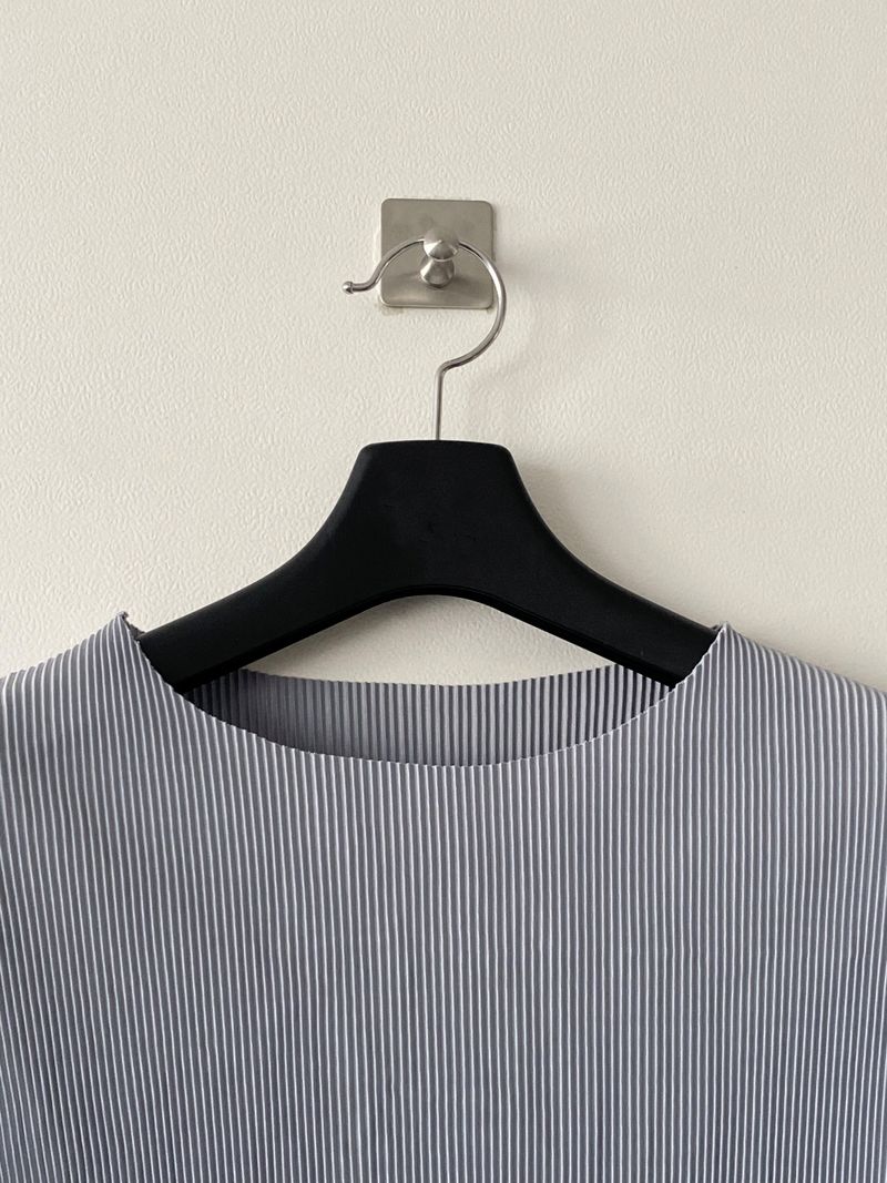 Pleats T-shirts