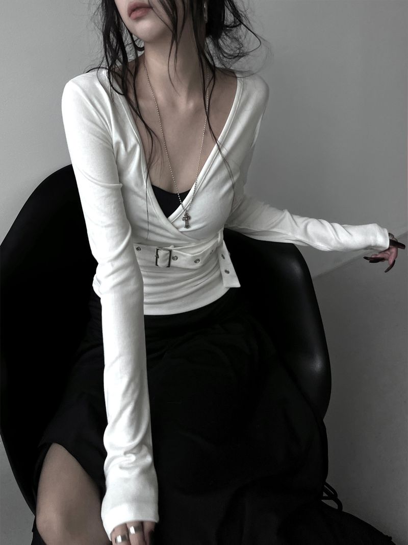URBAN UNIQUE(アーバンユニーク)の「belted wrap V-neck T (2color)(Tops)」