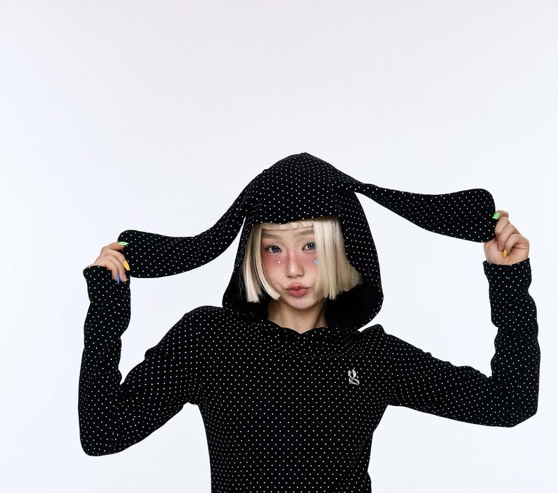 Bunny Girl Tee Black