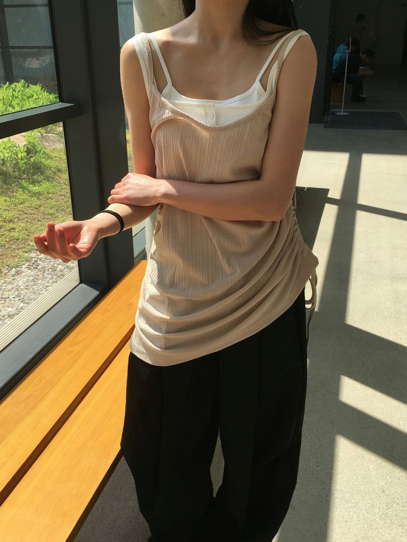 Cool Over Curved Nylon Pants (7c)