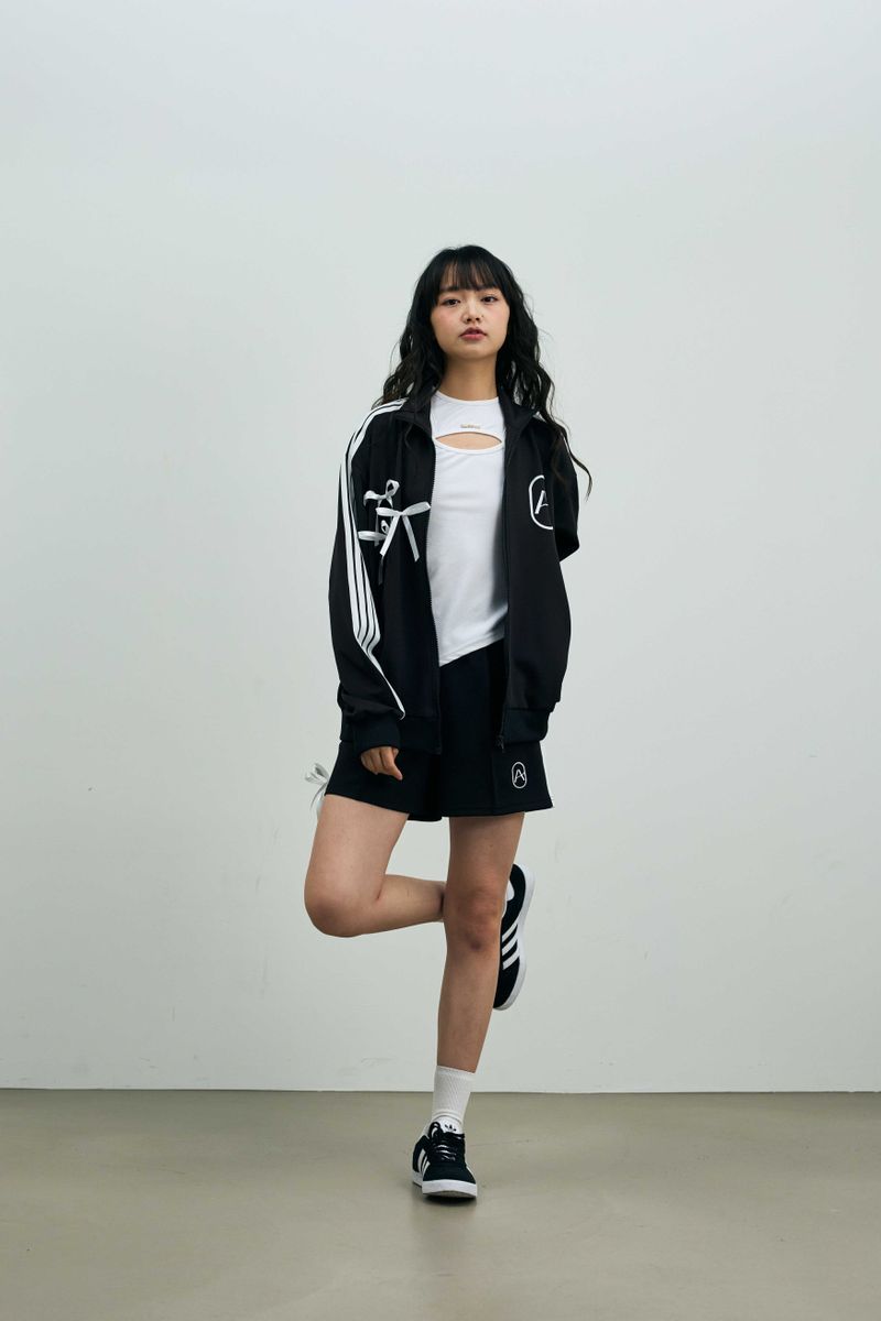 A RIBBON TRACK TOP / BLACK