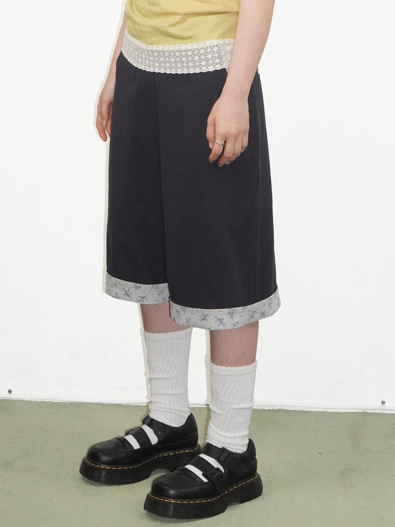 フローラルバミューダパンツ ネイビー