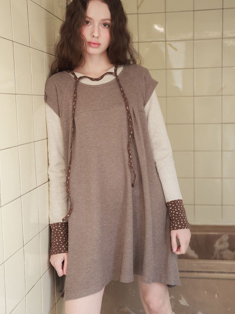 Pintuck waffle flare dress  / beige