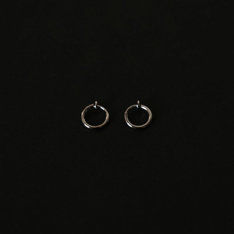 mini hoop earring