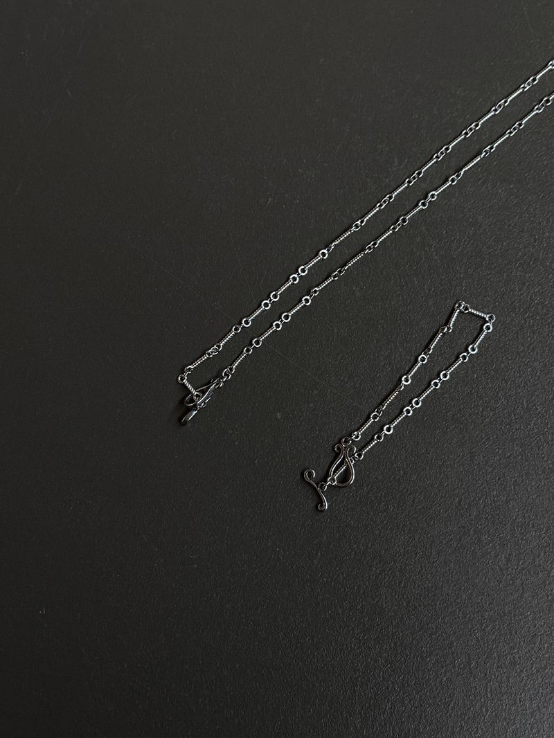 ASCLO Stud Necklace