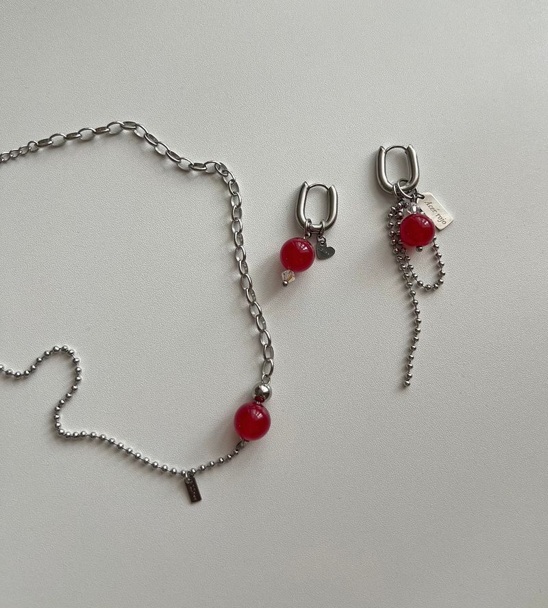 Ret Red Jade Stone Christmas Gift Recommendation Stainless Steel Bold Ball Layered Choker Short Beads Necklace