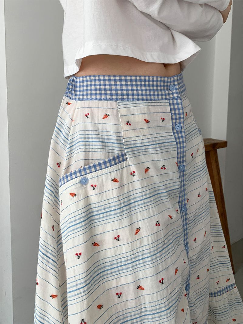 CARROT BUTTON FULL SKIRT (2C)