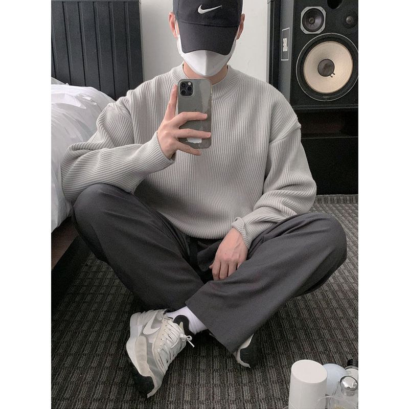 Nus. Signature Heavy Knit