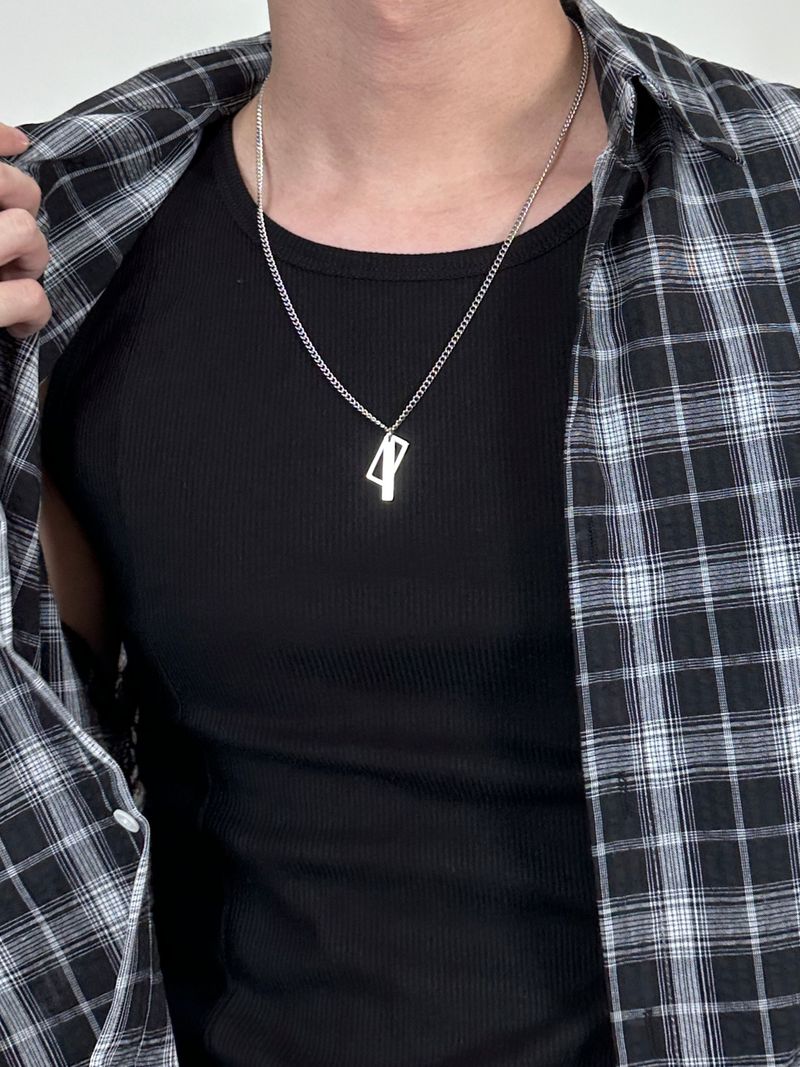 Square bar Necklace