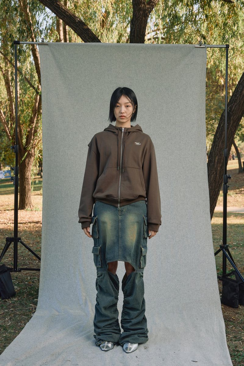 LAYERED STRING HOODIE ZIP-UP [BROWN]