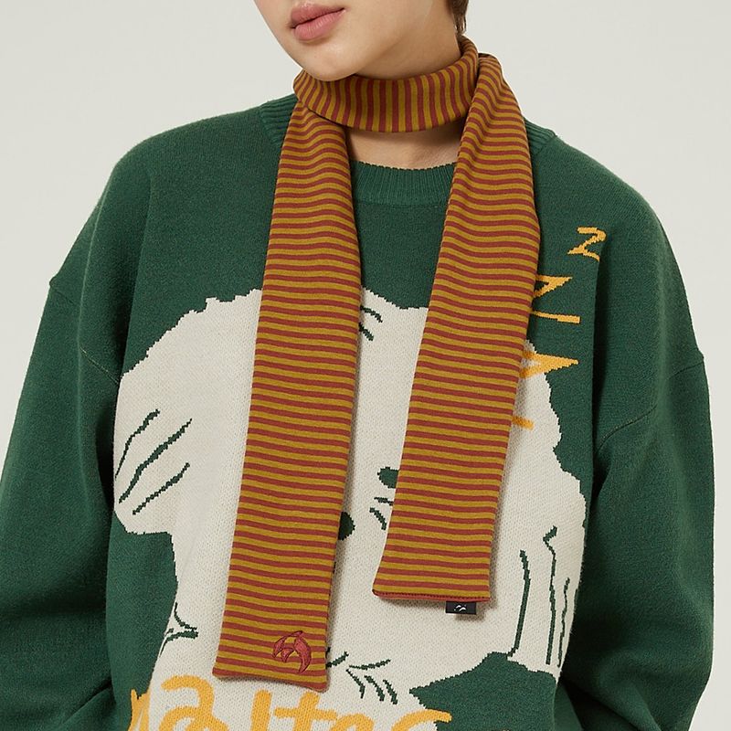 Dolphin embroidery stripe muffler