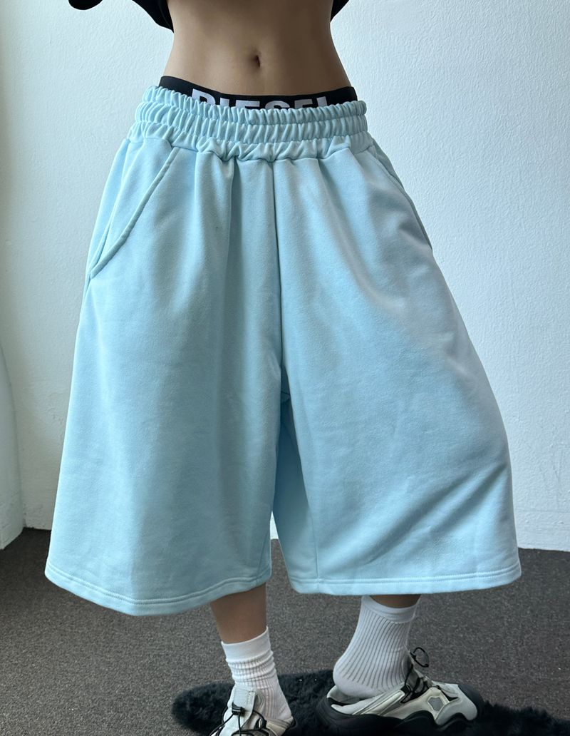 CCORTTI（コルッティ）の「ライティ パステルカラー オーバーサイズ バミューダショーツ 5カラー（パンツ）」