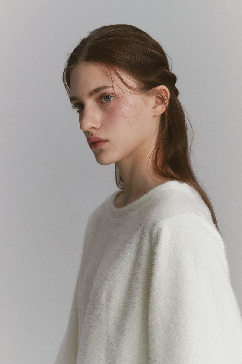 Angora Flare Sweatshirt Ivory