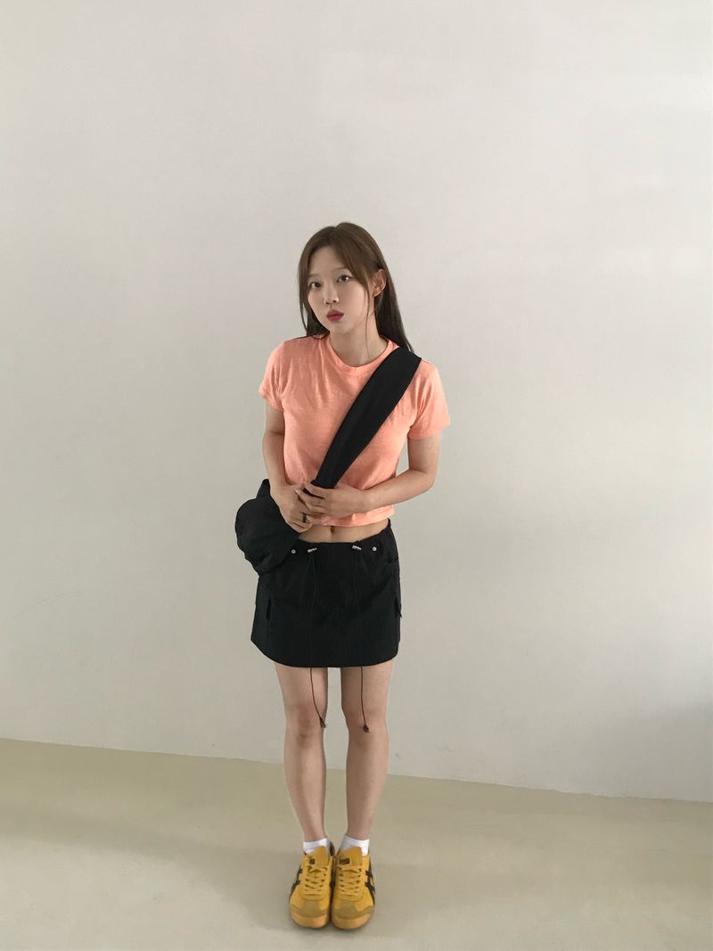 Healing mini skirt