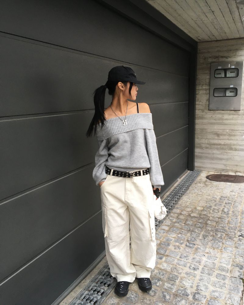 Eyelet belt