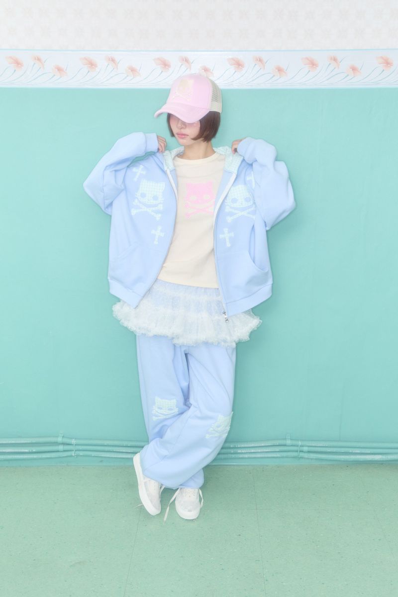 KIRI SKULL PATCH SWEAT PANTS (BLUE)