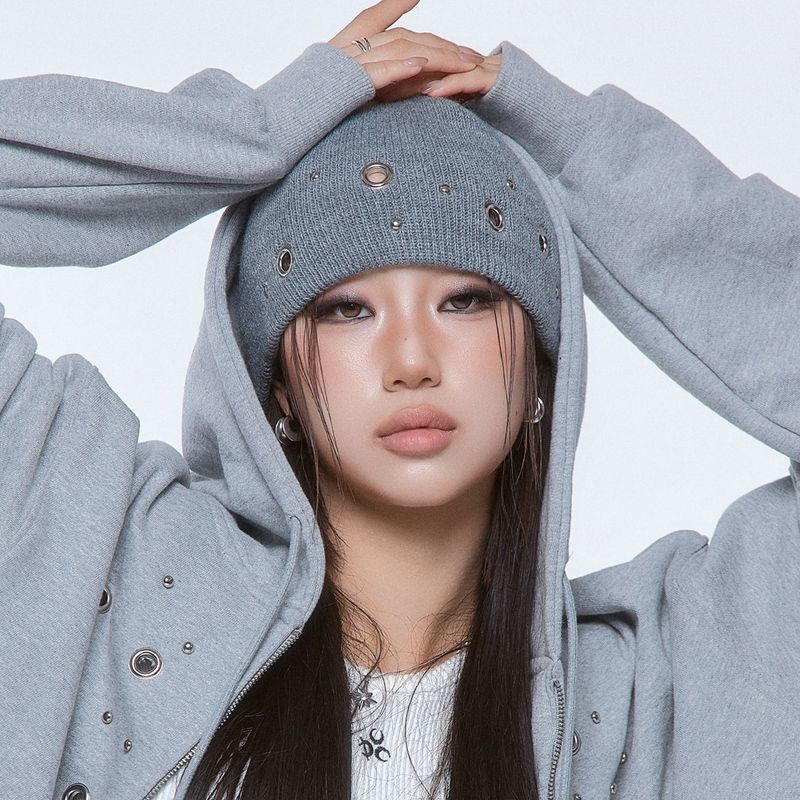 (DUC) Eyelet Stud Beanie Gray
