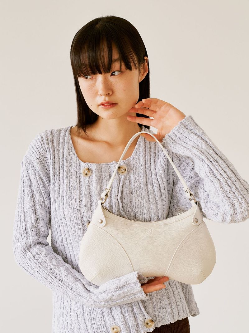 OURO（アウロ）の「AUDIO BAG [ EGG ]（Bags）」