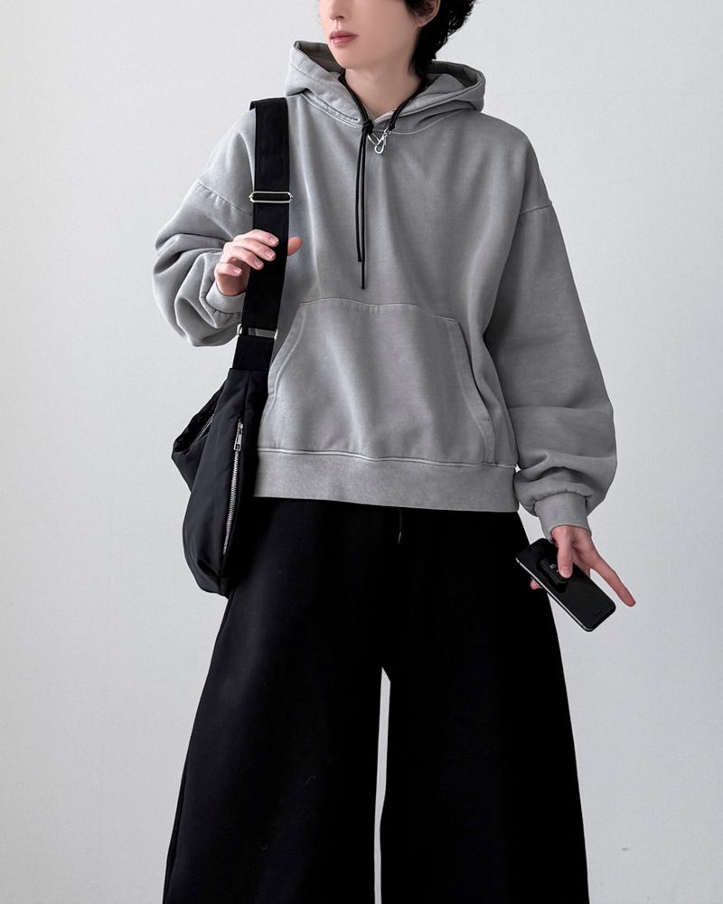 Elon Pigment Crop Hoodie