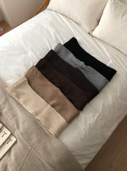 Labuque Ribbed Knit Leggings