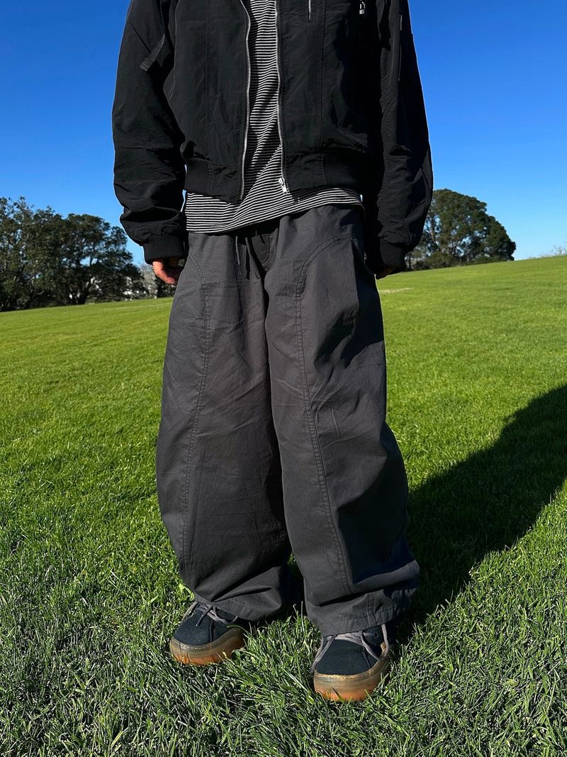 Ruin cut pintuck wide pants 4C