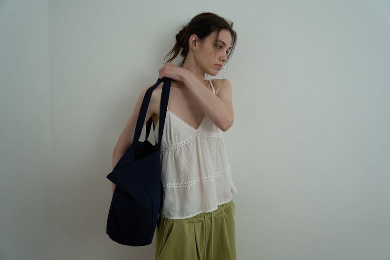 Marine lace sleeveless