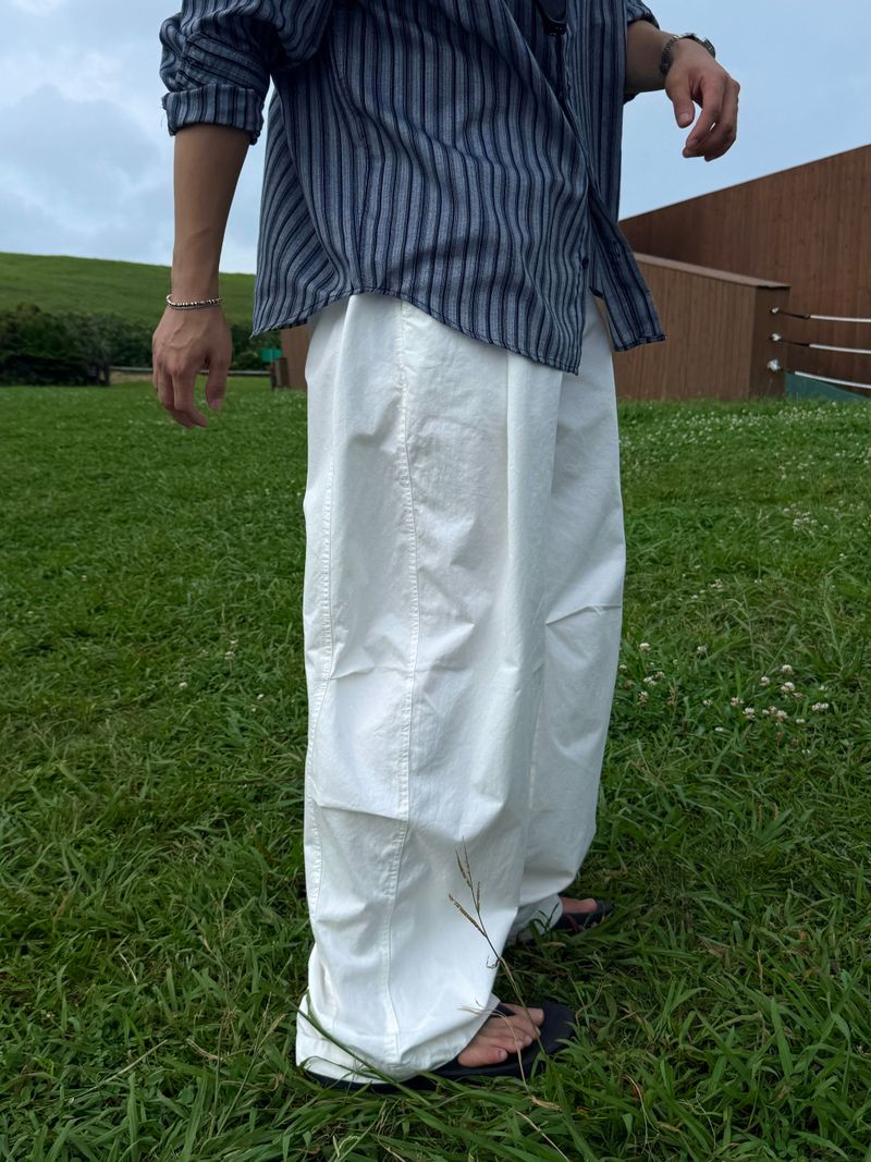 Unbalanced pintuck cotton wide pants