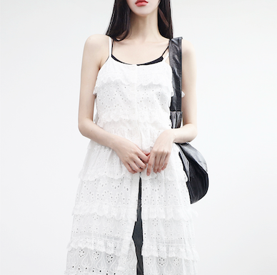 Bullet lace punching long dress