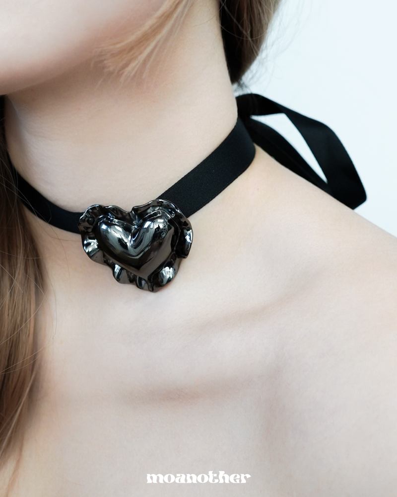 Black Heart Ribbon Choker