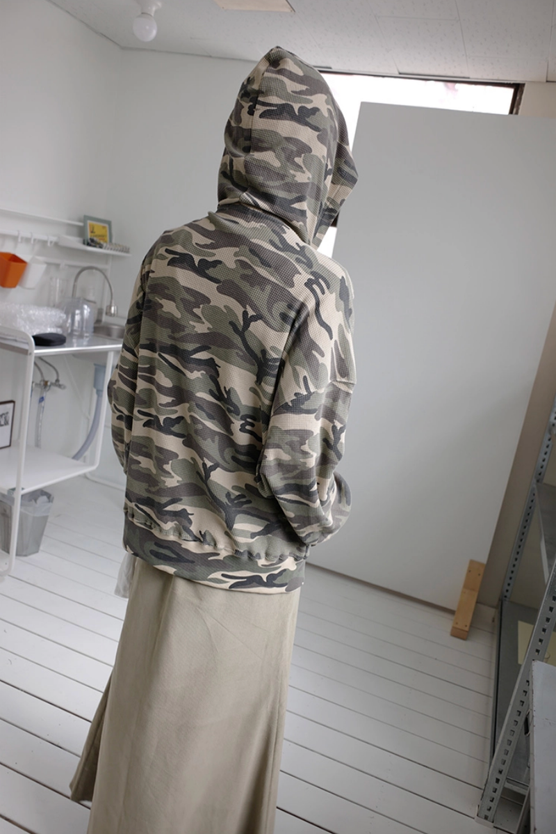 camo waffle hood zip-up