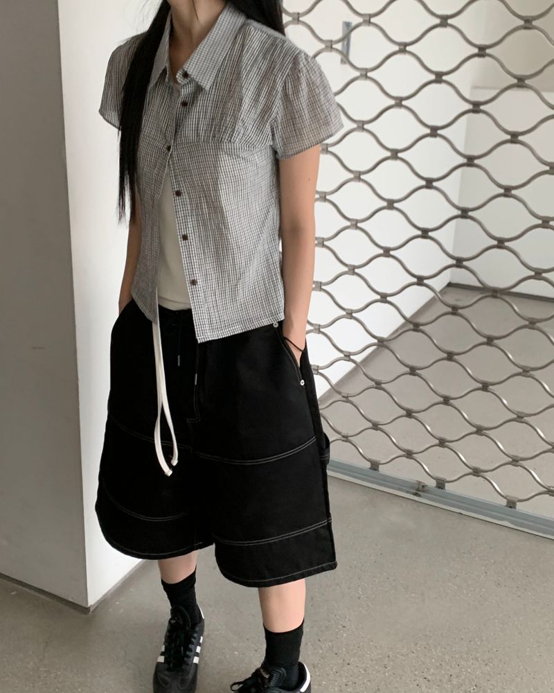 Stitch bermuda pants