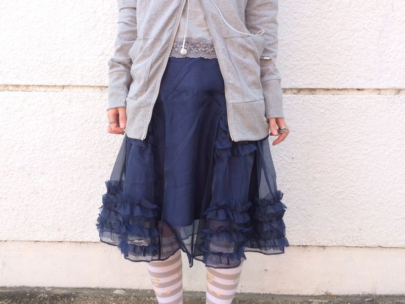 frilling Sheer skirt