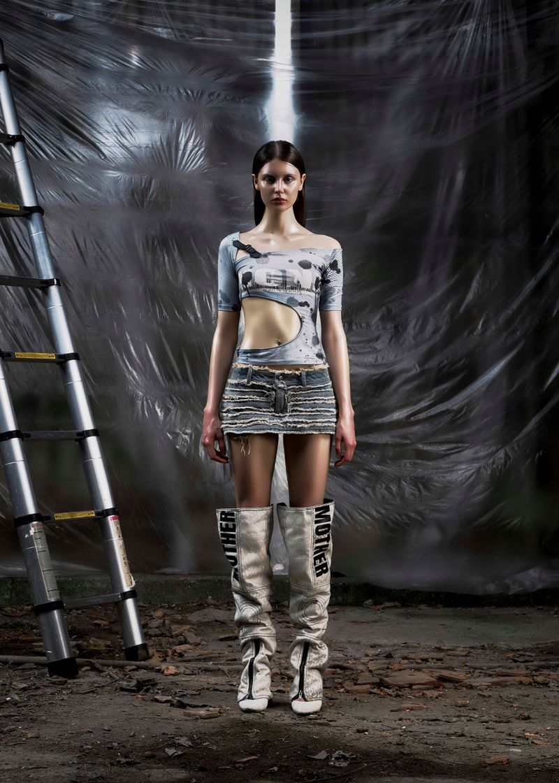 TATICHU（タティチュ）の「NONE One Shoulder Cut Out TSHIRT（Tops）」