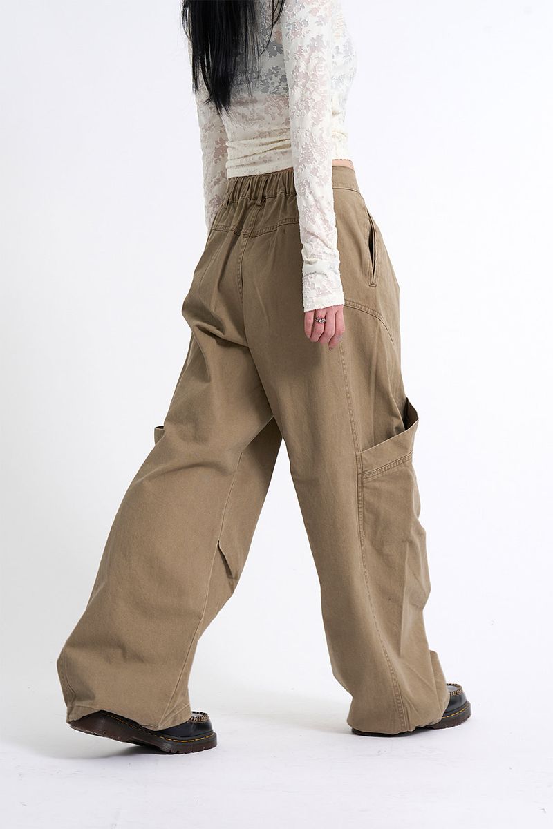 Pie Curve Side Pocket Wide Pants