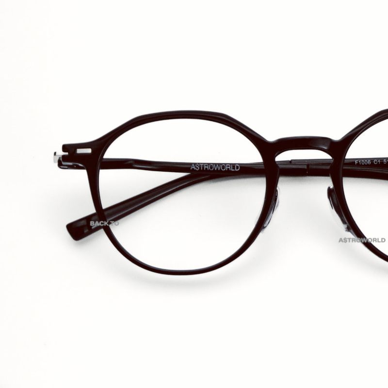 Charlotte - Lightweight and elastic