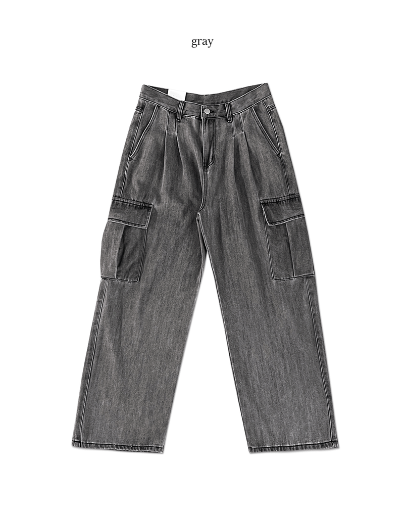 Two tuck washed wide cargo denim