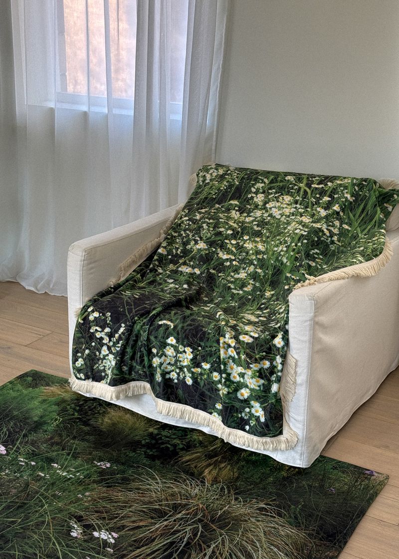 green bloom tassel blanket