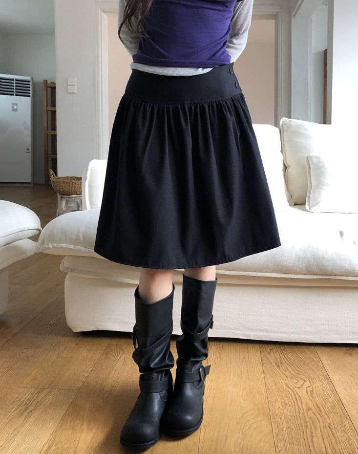 ULAN(ユレン)の「Huring Double Button Balloon Midi Skirt(Skirts)」