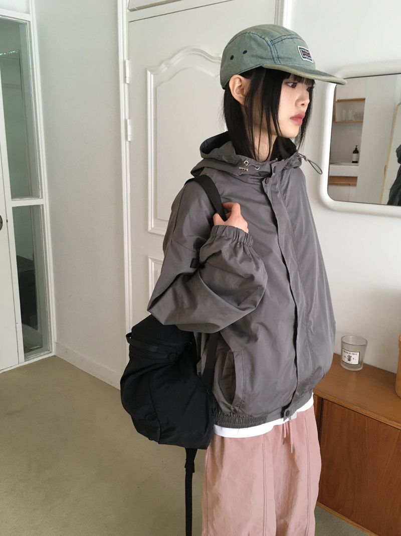 WONDER WONDER(ワンダーワンダー)の「Linick high neck hooded nylon two-way zip-up(Jackets/Outerwear)」