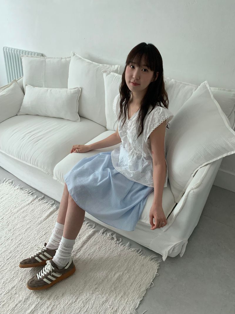 [made by fling] butterfly blouse (white)