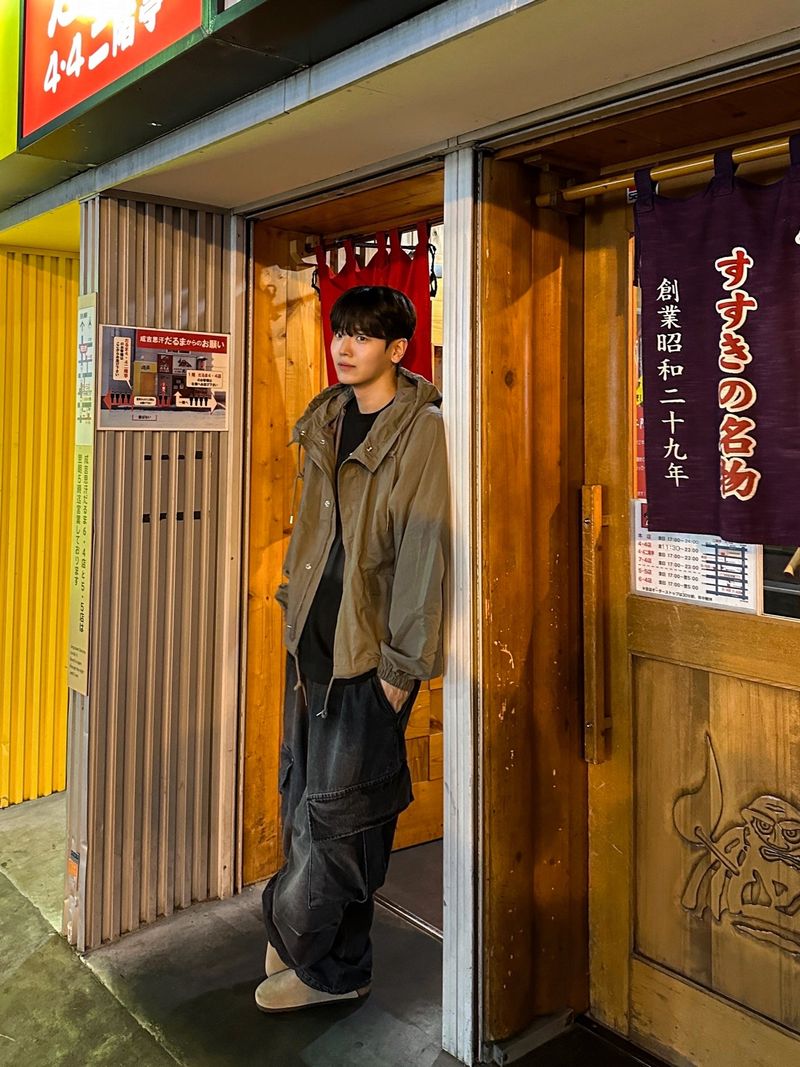 Kaz Balloon hood Utility Jacket