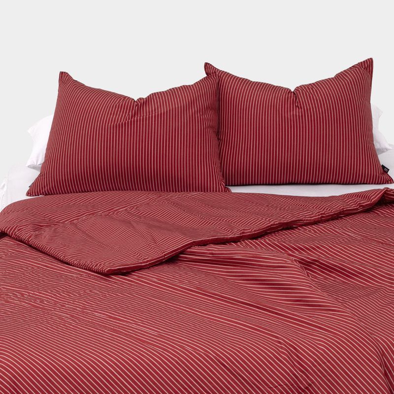 Dust-Free Classic Stripe - Red Duvet Cover - Q size