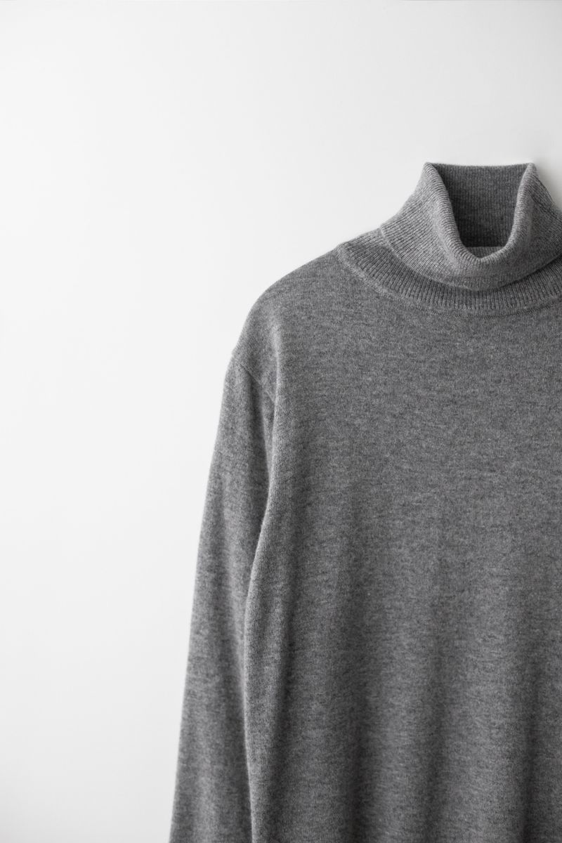 Cashmere turtle neck knit (Grey)