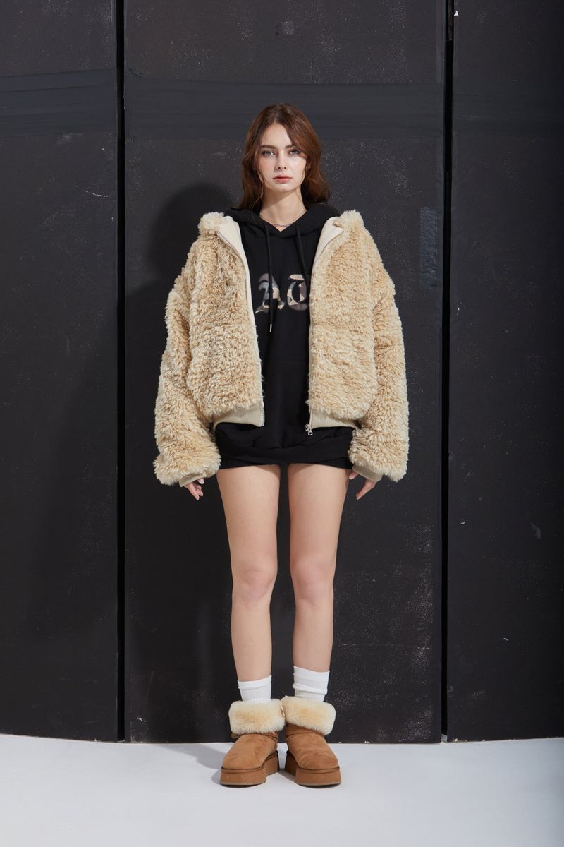 FUR ZIP-UP -BEIGE