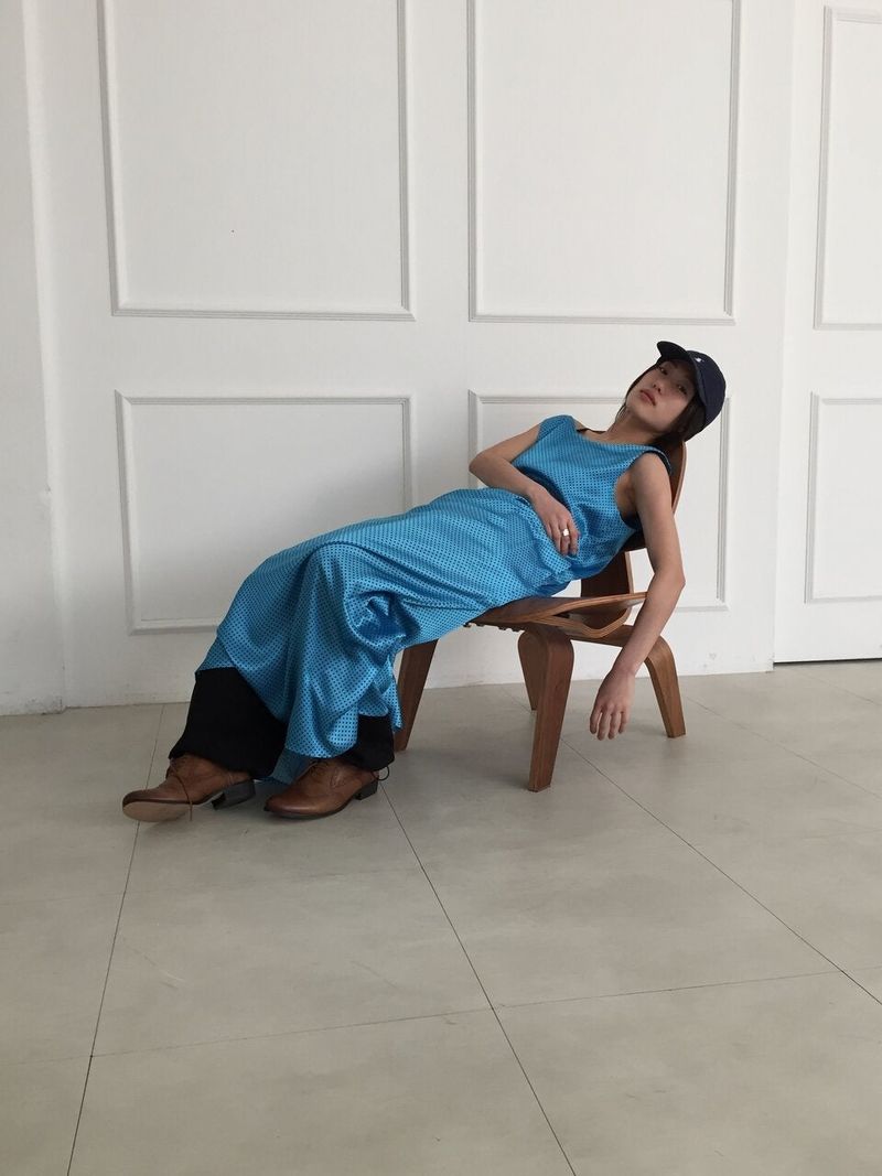 v back dot dress