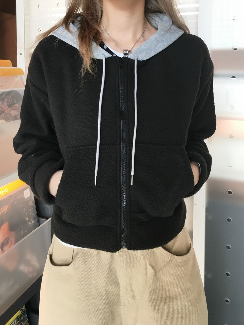 RITCORE（リットコア）の「Beary Color Block Crop Hoodie (2c)（Jackets/Outerwear）」