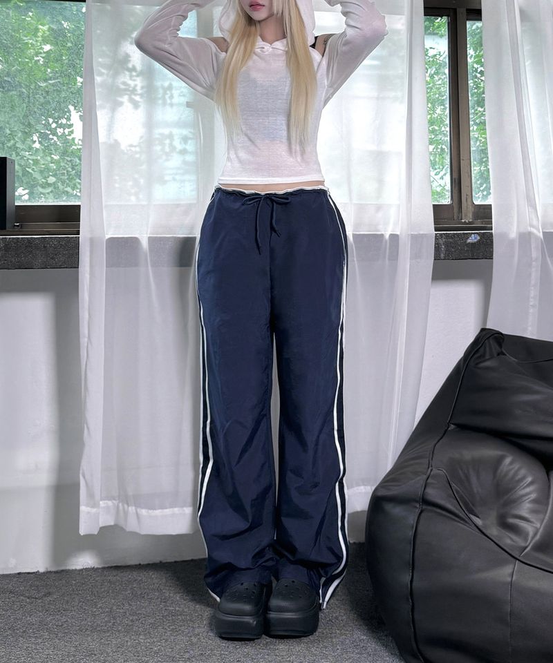 Backless Off-shoulder Hoodie (2colors)